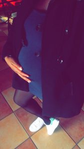 jeune maman enceinte