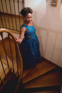 Jeune femme noire de 25 ans